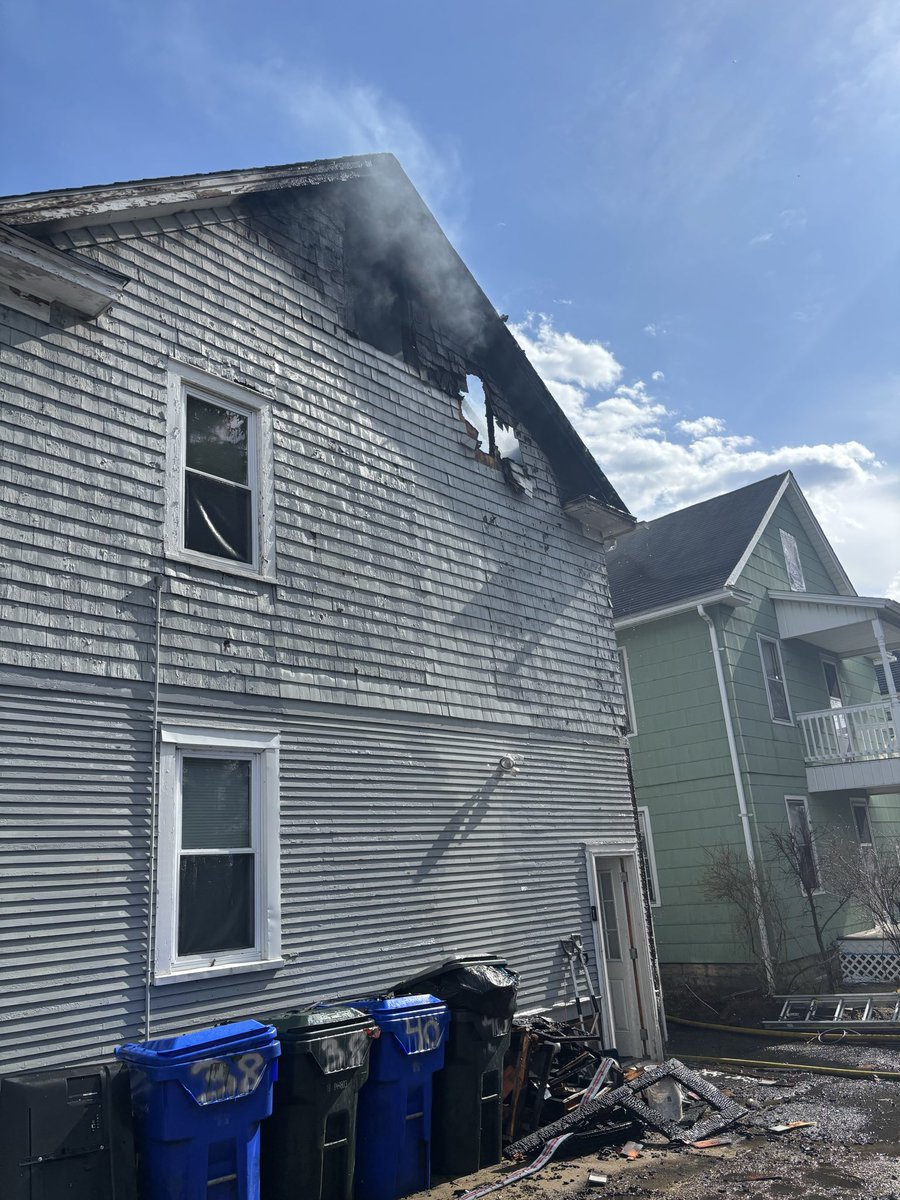 SPRINGFIELD FIRE tweet media