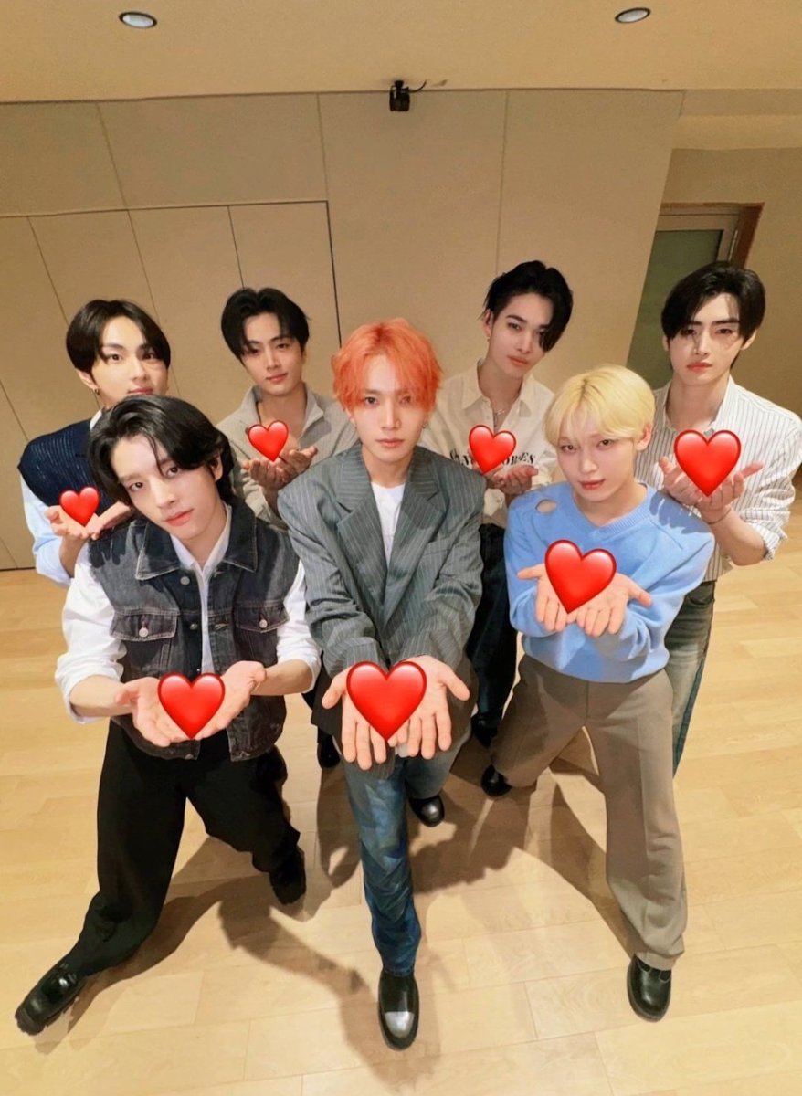 Lusi ❄️ tweet media