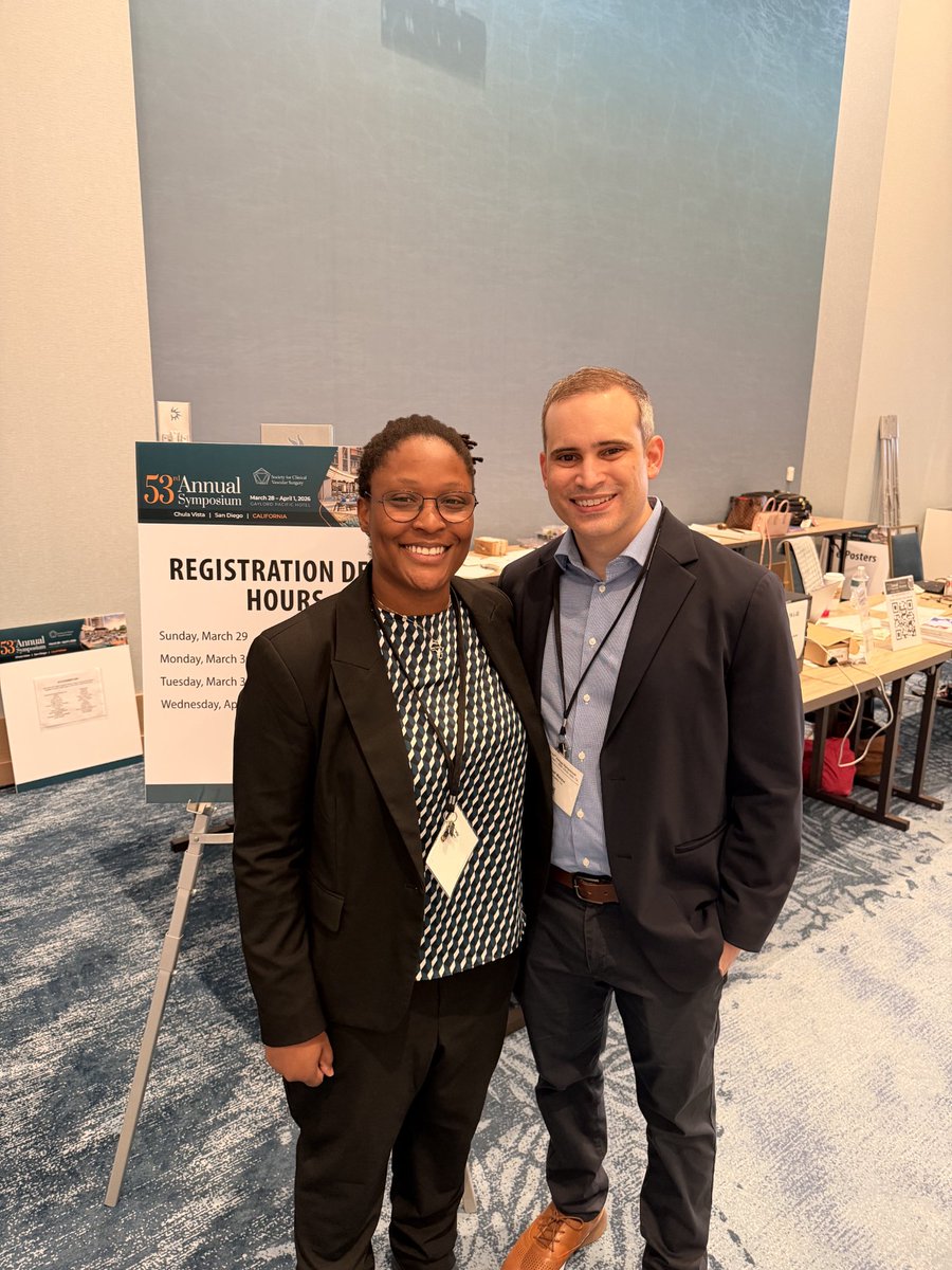 usc_vascular's tweet image. Our graduating fellow, Dr. Imani McElroy, presents her work with Dr. Miguel Manzur @manzurMD329 at the 53rd Annual @SCVS1969 meeting in Chula Vista, CA. 
#SCVS #AortaEd #Vascular #Surgery