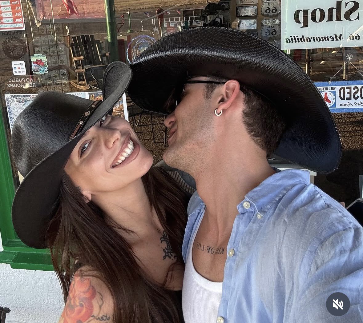 alice🩷 tweet media