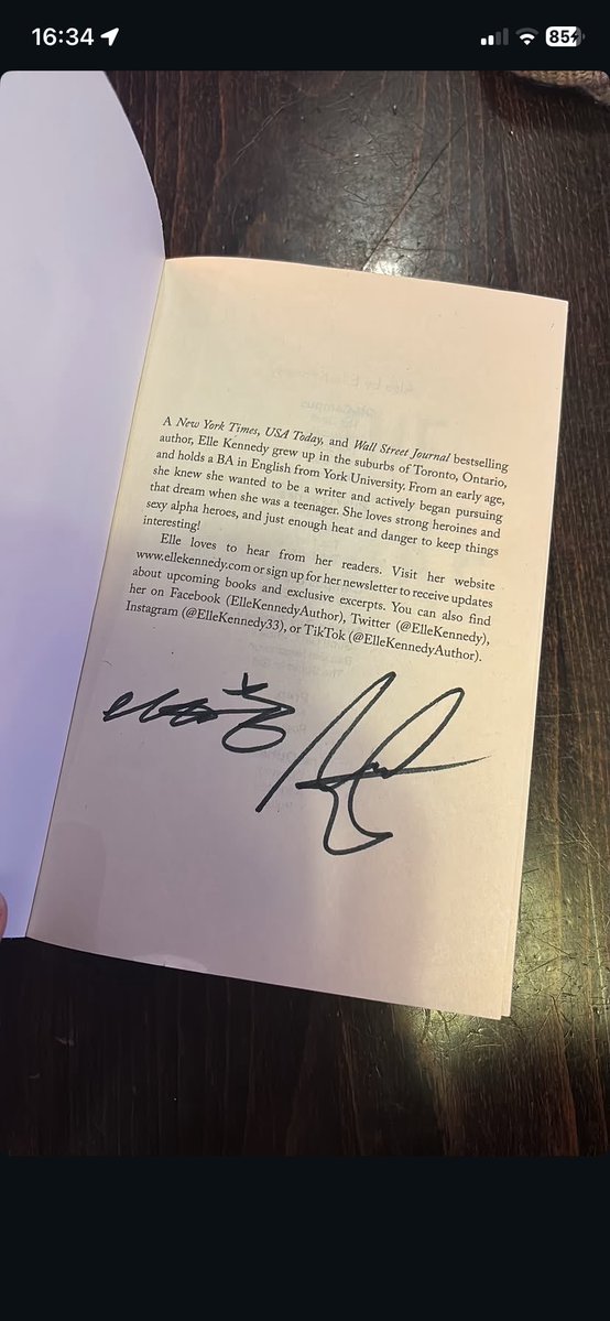 Ella Bright Updates tweet media