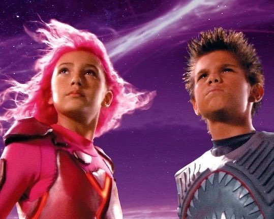 Miley Edition tweet media