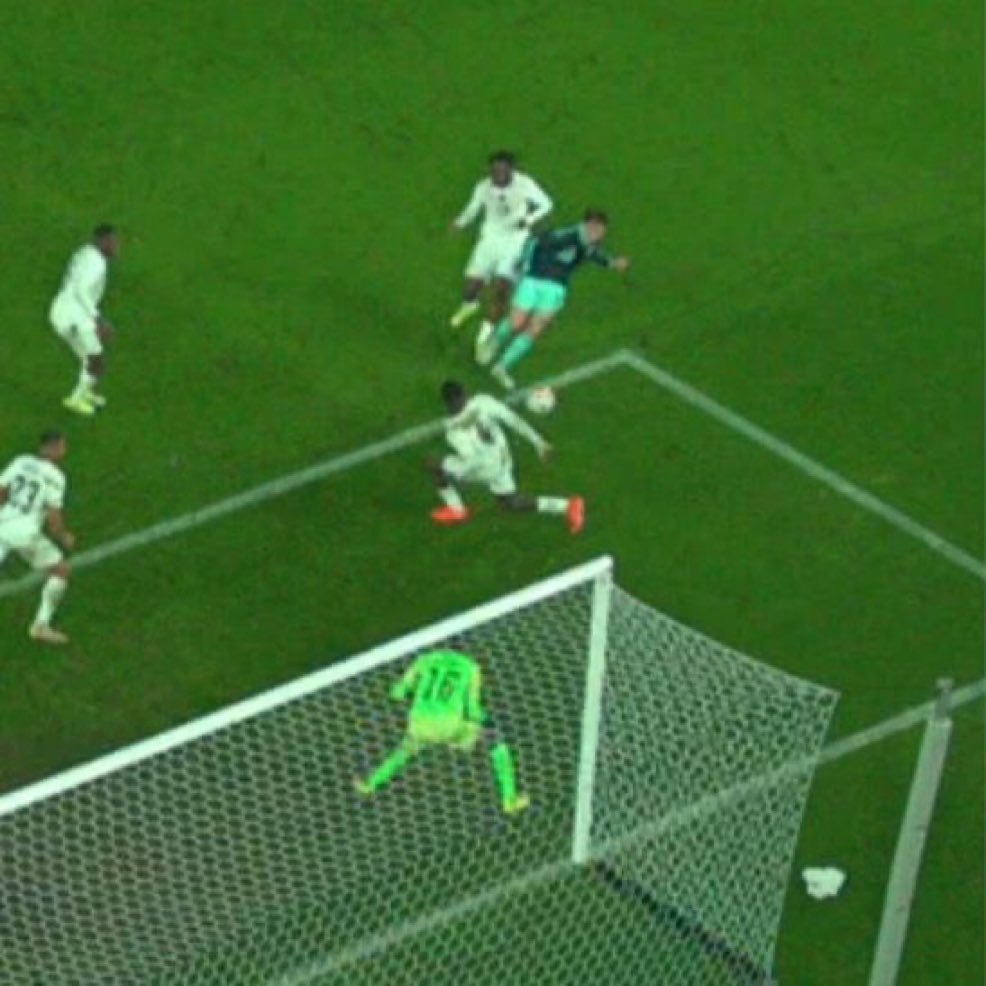 Andrés Weiss tweet media