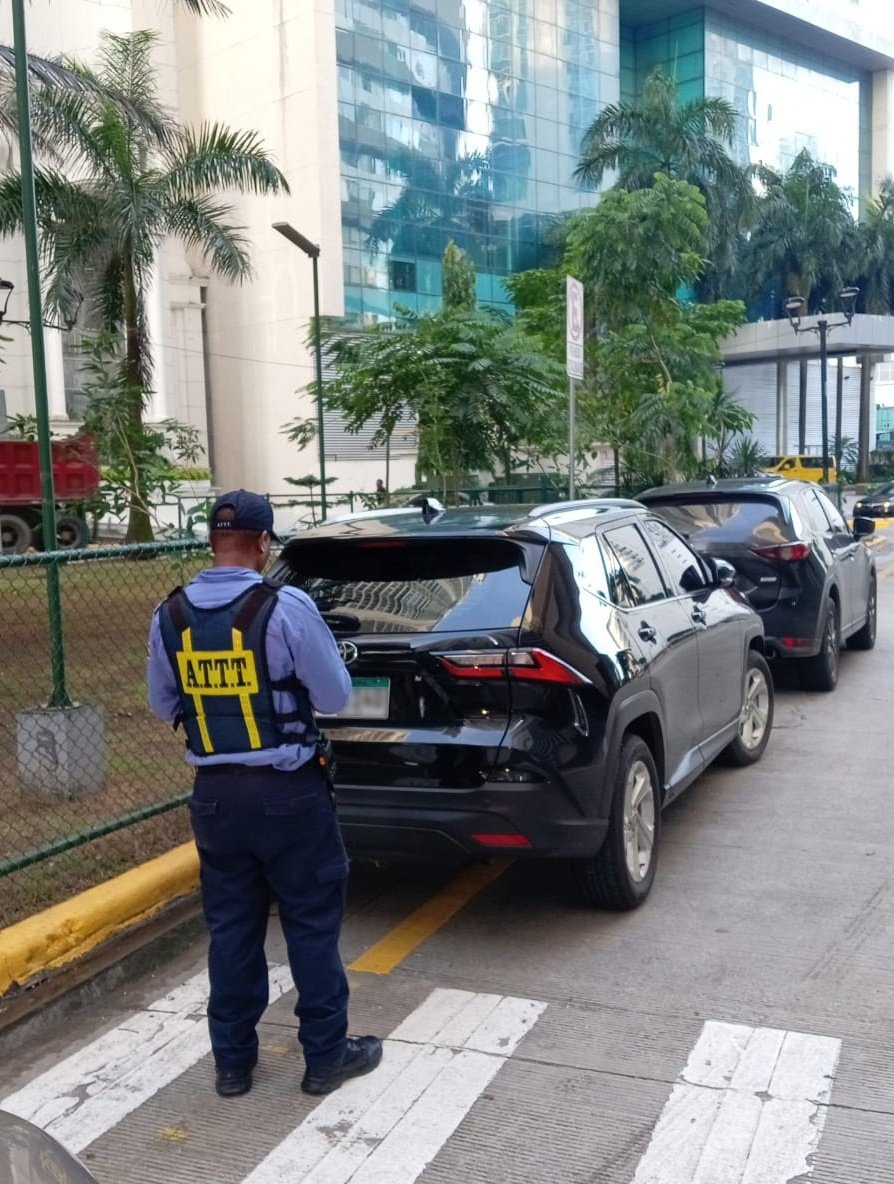 Autoridad del Tránsito tweet media