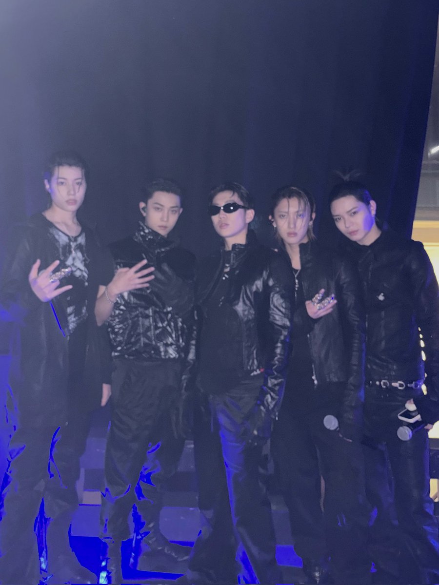 𝒩 𝗎𝗇𝗎 𝖽𝗈 𝒲 𝗈𝗈𝗃𝗂𝗇 tweet media