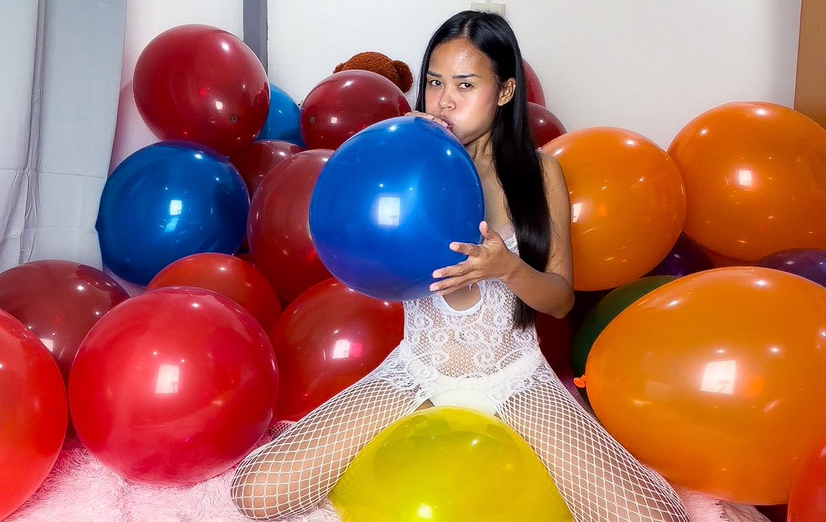 asianloonergirls tweet media