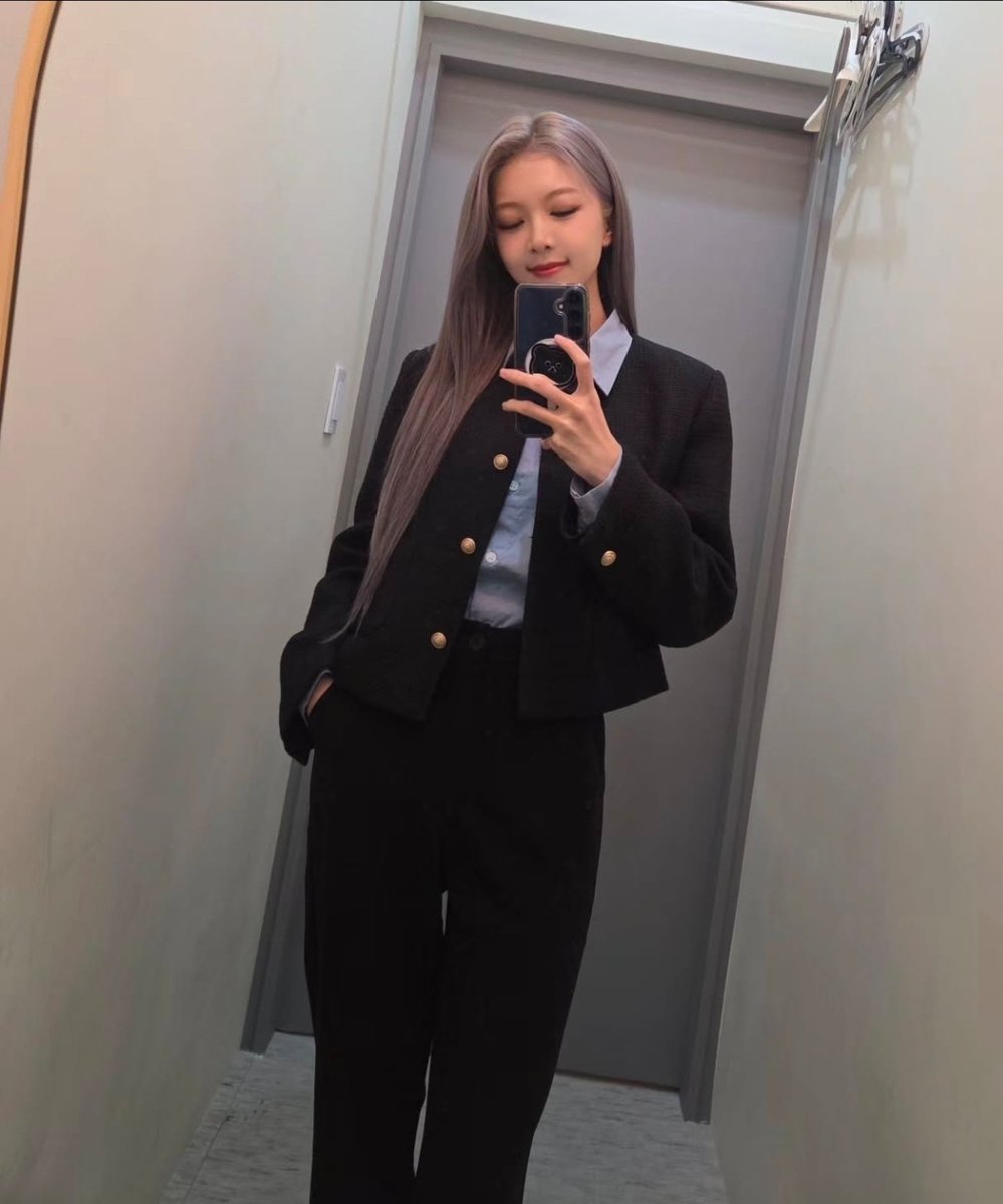 Alyssa 🐼 tweet media