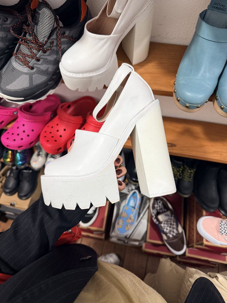 harry estilos tweet media