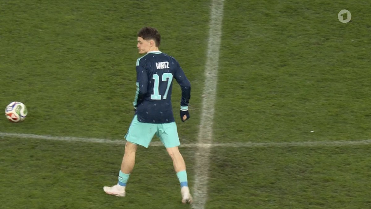 The Touchline | 𝐓 tweet media