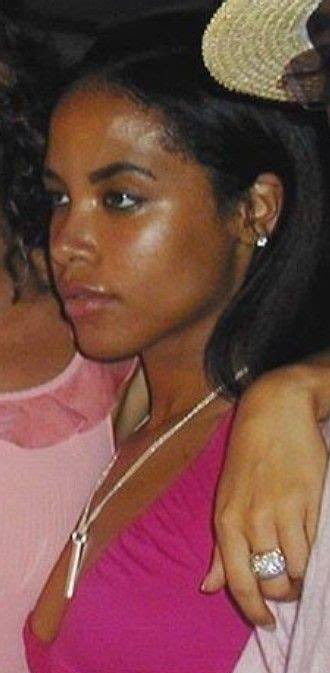 threadpalace tweet media