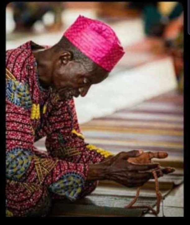 Extraordinary Ustaz 👳🏾‍♂️📿 tweet media