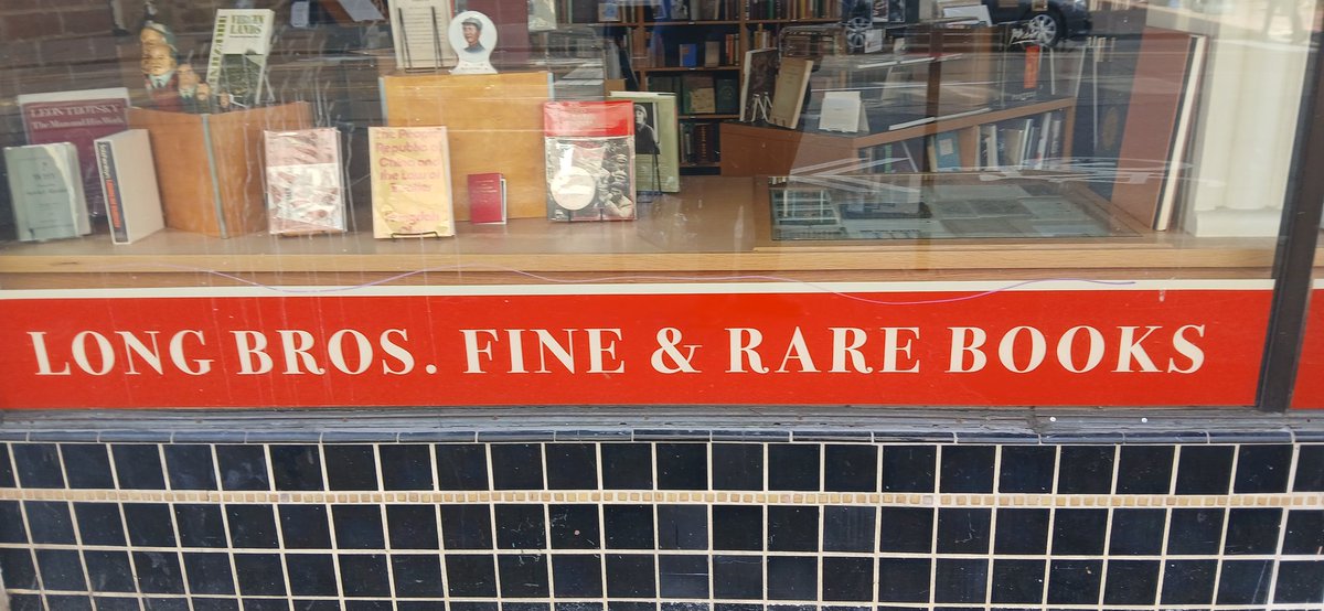 nuclear_salmon's tweet photo. #NoKingsSeattle F Trump and no dictator but bookstore downtown has Stalin, Mao and others Actual dictators on display. The idiocy is real in Seattle https://t.co/A7RHBVYMOT