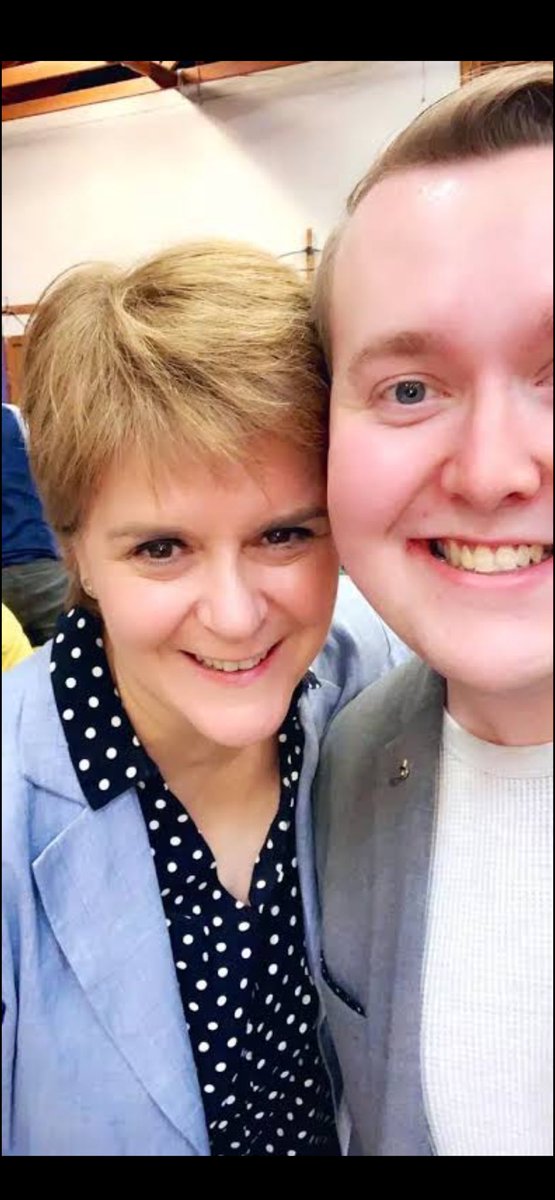 UranusHasRings's tweet photo. @UnityNewsNet #NippyLovesNonces
#Sturgeon4deviantSNPaedos
#SturgeonLovesPaedos
#SturgeonLovesSexPests
They all have #ThatSNPlook about them…#deviantSNPaedos https://t.co/FlXnPplWZd