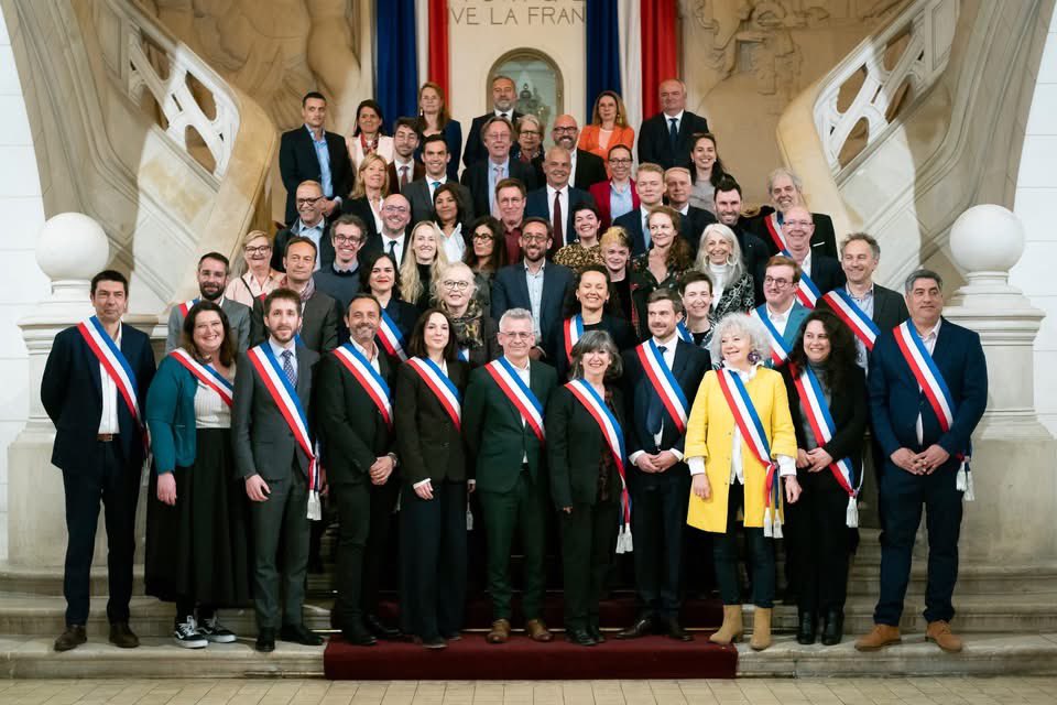 PierreJouan_'s tweet photo. 🥹 Élu 4ᵉ adjoint au Maire de Tours, en charge de la cohésion sociale et territoriale.
Merci à @EmmanuelDenis37 pour la confiance. Une responsabilité que j’aborde avec détermination. #Tours https://t.co/7rtADaR3oW