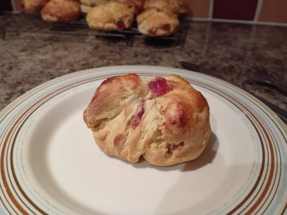 AWilsonmhealth's tweet image. Got my bake on. Flour all over the shop

Cherry scones. Lush!!!

#homecooking #baking #cake #Foodie #cakes #homemade #rustic