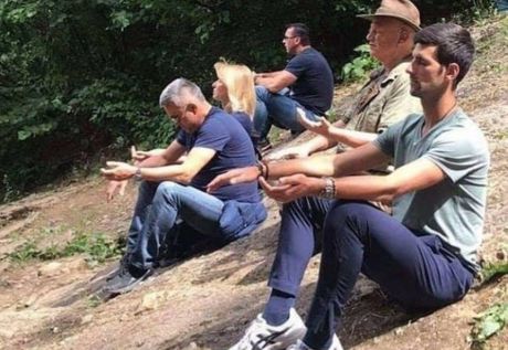 MilicaM84932667's tweet image. . @DjokerNole with Semir Osmanagic in Visoko 🇧🇦
Bosnian Pyramid of the Sun ⛰️☀️
#Throwback 

#Djokovic #NoleFam