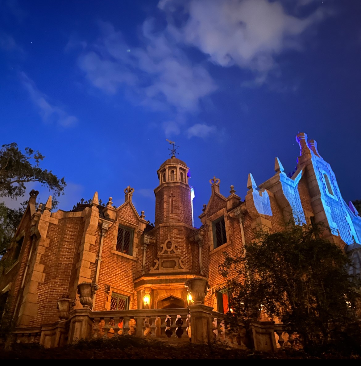 DisneyClipsGuy tweet media