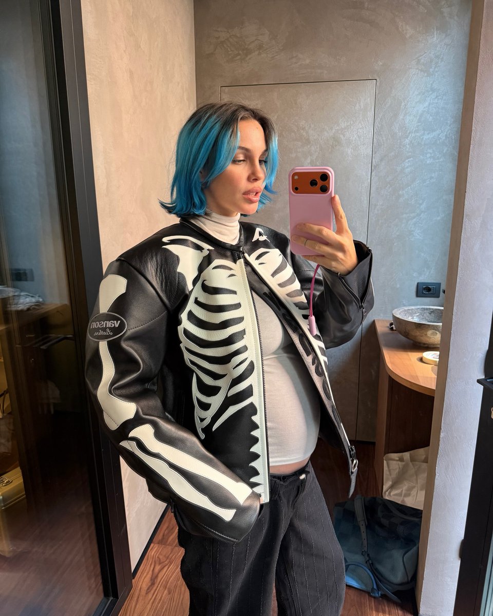 The secret is getting harder and harder to keep and, quite frankly, I'm tired of wearing Pierre's old hoodies.

So yeah, this is a thing that's happening and i could not be happier and more excited about the future. If I haven't been as present lately, now you know why.