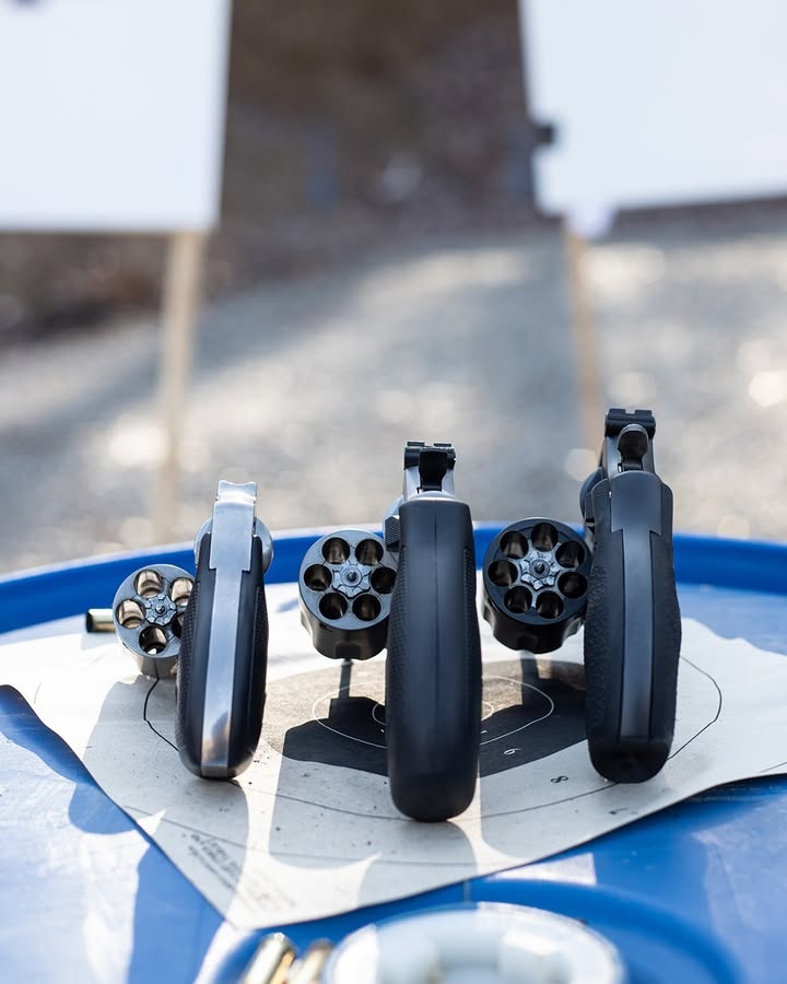 Firearms_Depot's tweet photo. What revolver caliber do you find yourself shooting the most and why? π₯ Whether itβs for accuracy, power, or just pure fun, drop your favorite caliber and tell us what makes it your go-to! π #RevolverCaliber #RevolverLife #GunTalk https://t.co/xeG8ivtL1n