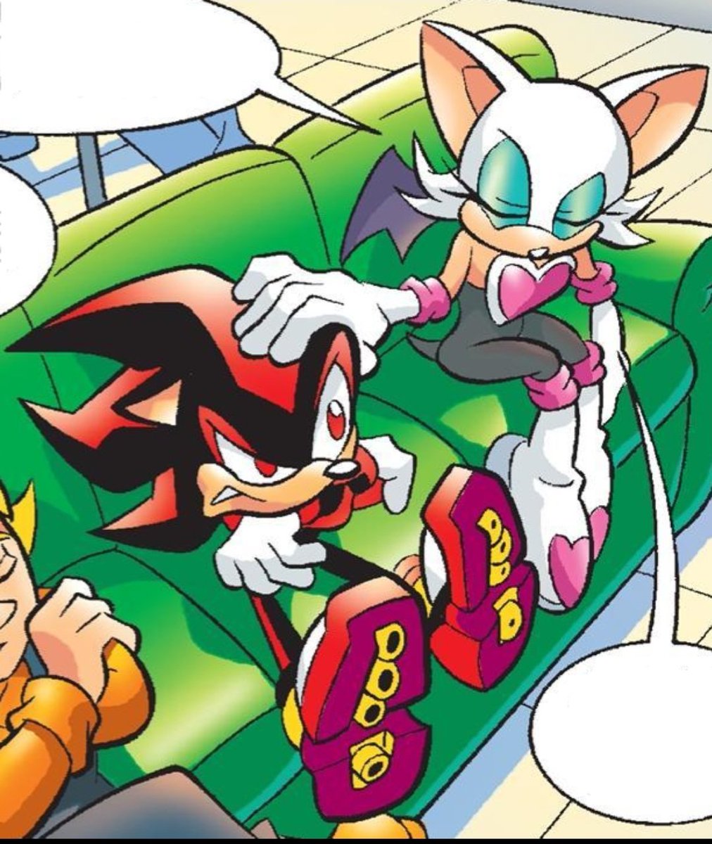 Rouge (Owner of Master Emerald) the Bat~ tweet media