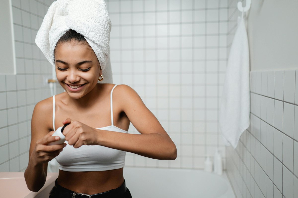 Glamorglowpro's tweet photo. Shop now and celebrate your beauty with premium beauty supplies made for Black women—because your glow deserves the best! ✨🖤 

https://t.co/qYtJIPHyjo

#BlackGirlMagic #MelaninBeauty #BeautyForUs #NaturalHairCare #BoldAndBeautiful #SkincareForMelanin #SlayEveryday https://t.co/6Wl4Gu999t