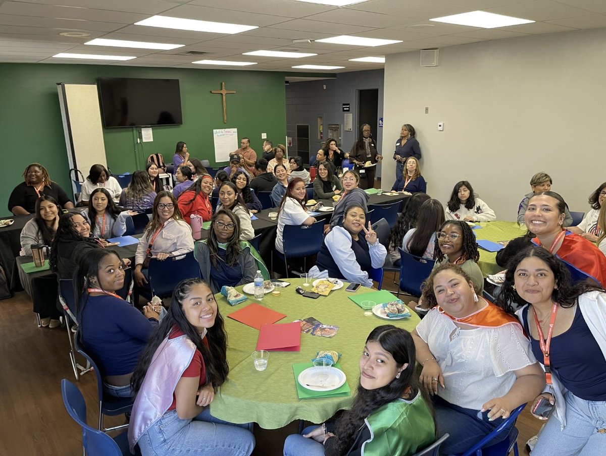 Los Niños Primero tweet media