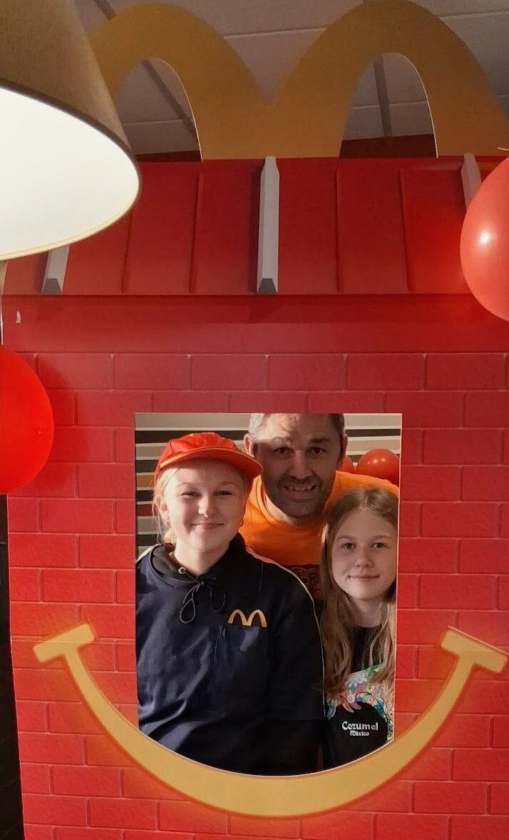 McCourtesy's tweet photo. All smiles at Dodgeville's McFamily night! 😀 https://t.co/zMVZ6ir4jS