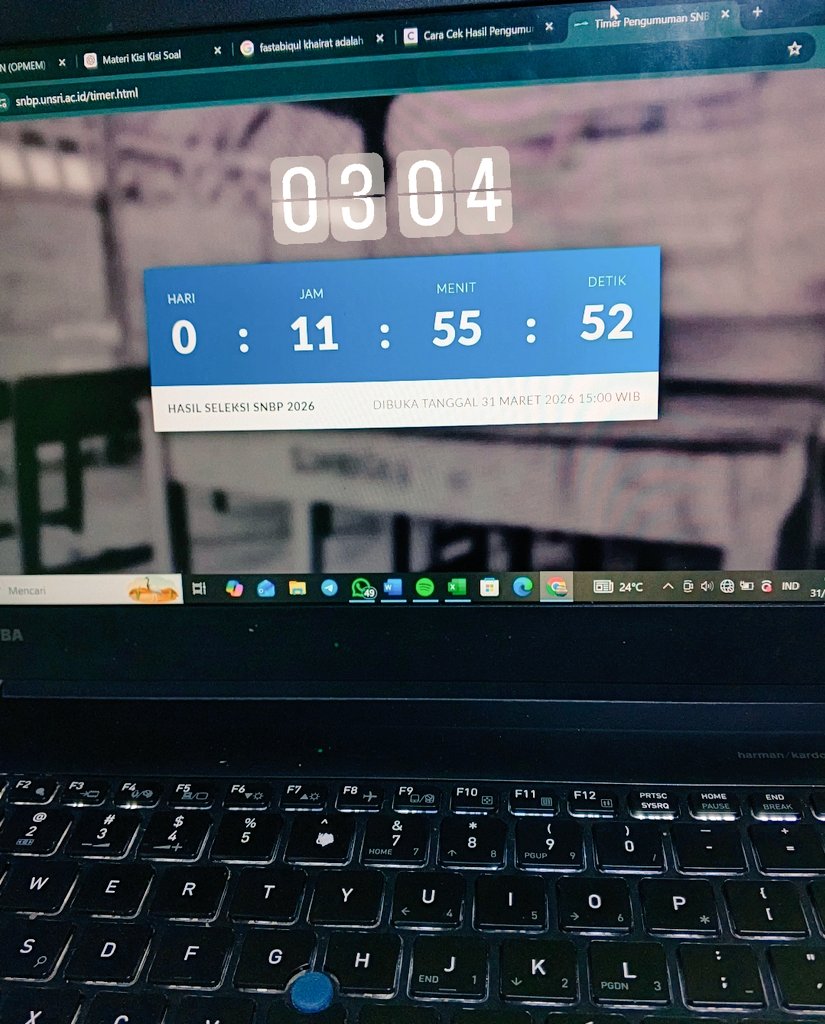 𝐈'𝐌 𝐐𝐔𝐄𝐄𝐍♔ tweet media