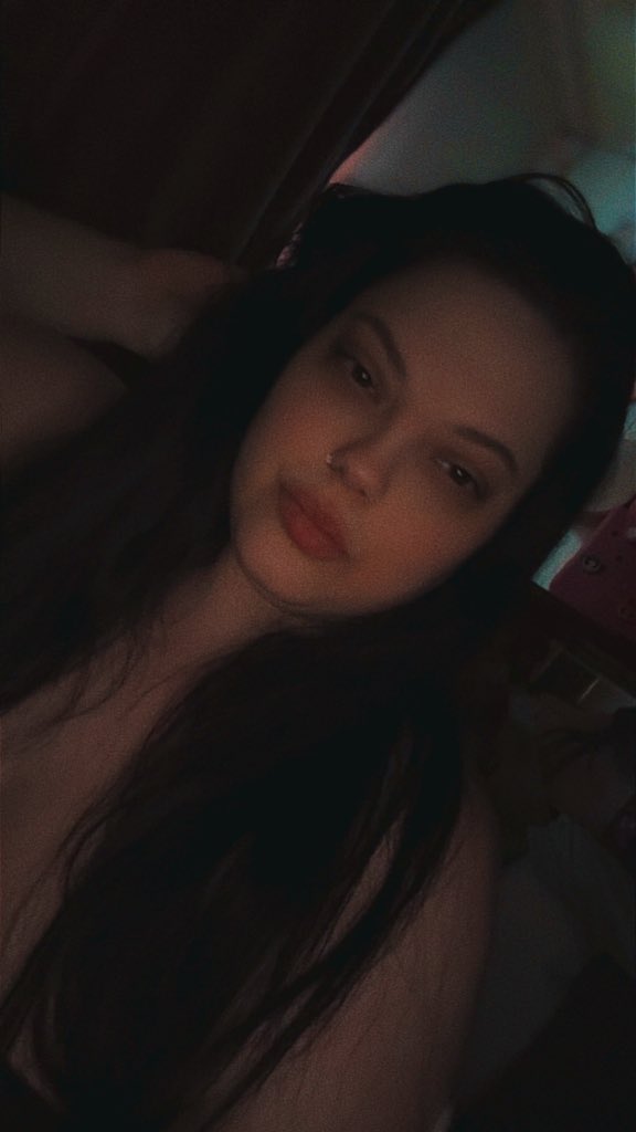 Morticia Addams ᥫ᭡ tweet media