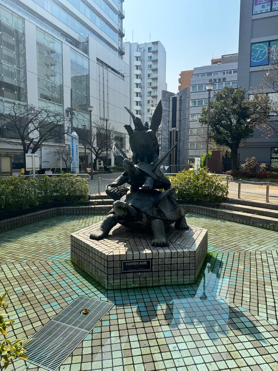3y3s000's tweet photo. 旅の途中
ここは思い出が詰まった街。
懐かしいな… https://t.co/D2EwpxkOfr