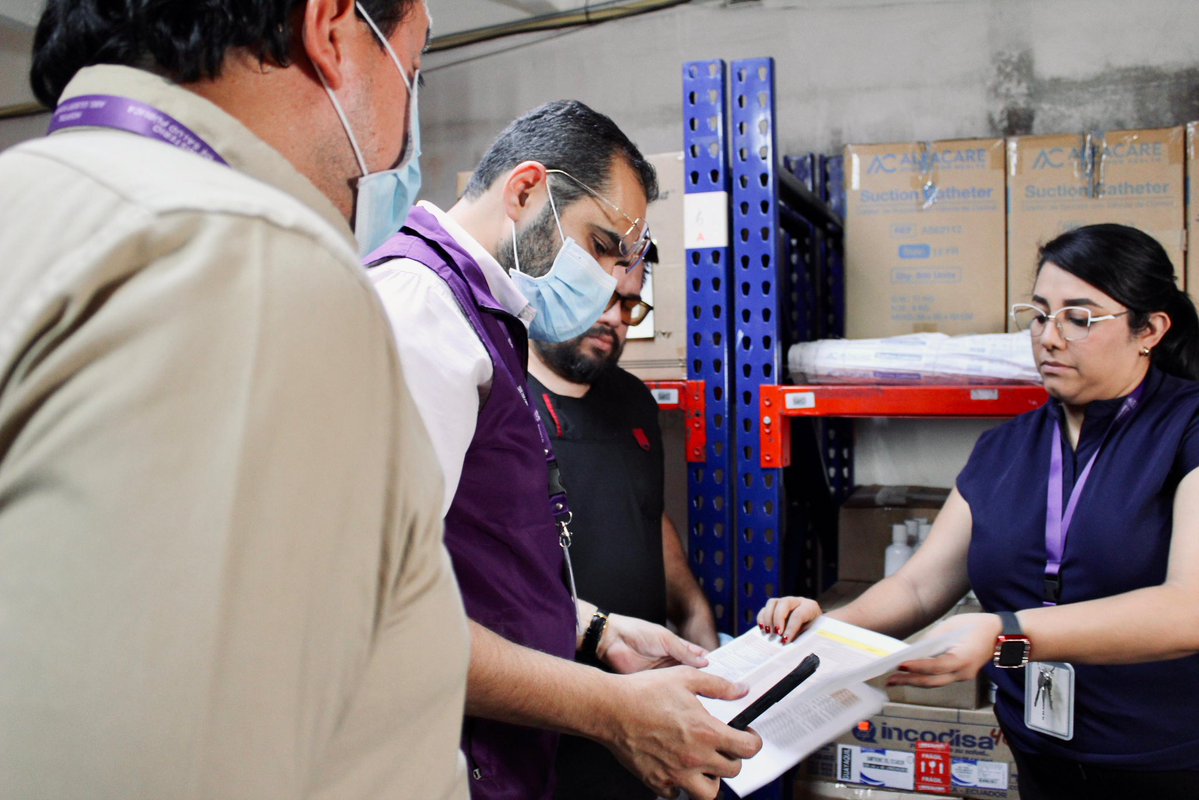 Hospital Guayaquil tweet media