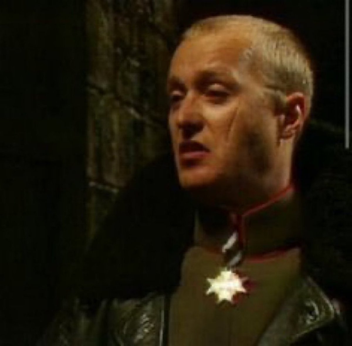 pitchblacksteed's tweet image. “How lucky you English are to find the toilet so amusing! To us, it is a mundane and functional item. To you, it is the basis of an entire culture.”
#Blackadder