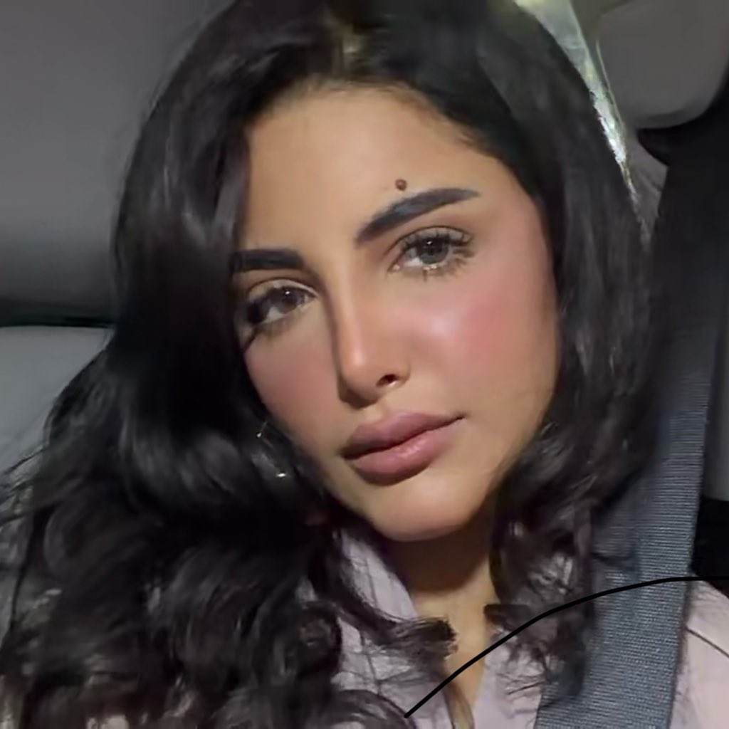 𝐵𝑒𝒶𝓊𝓉𝒾𝒻𝓊𝓁 tweet media