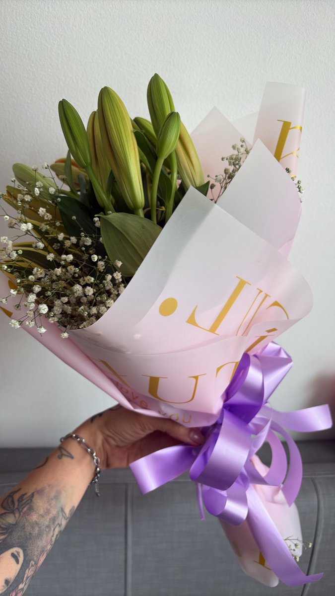 amore 🚬🐭 tweet media