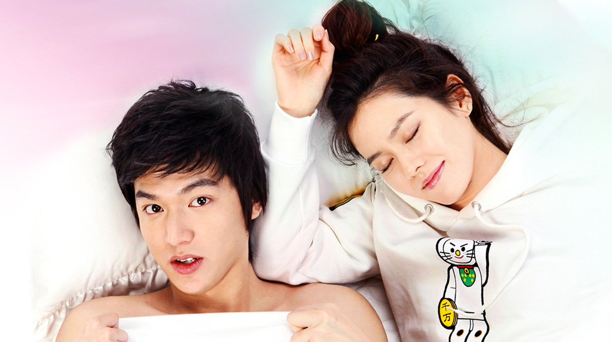 hallyuforums's tweet photo. #PersonalTaste starring #SonYeJin and #LeeMinHo premiered 16 years ago today.

#HallyuForums #Hallyu #KDrama https://t.co/4Xg4zvQZR7