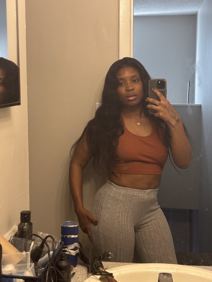 NILLAKREAM tweet media