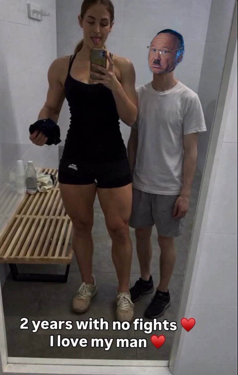 HowlingJones tweet media