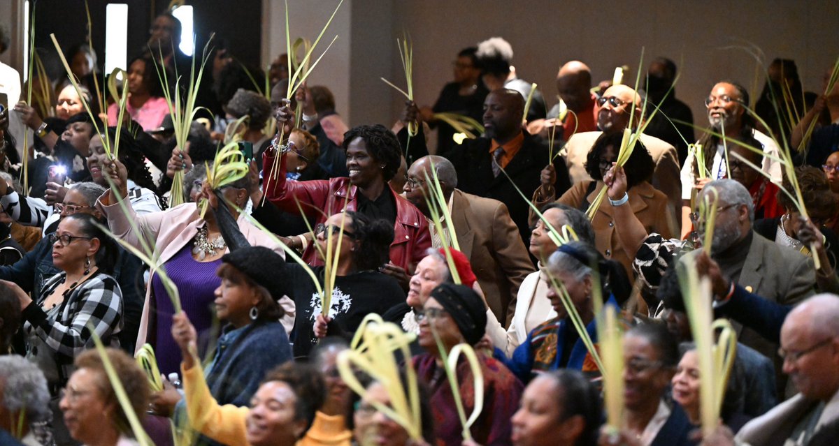 EbenezerAME tweet media