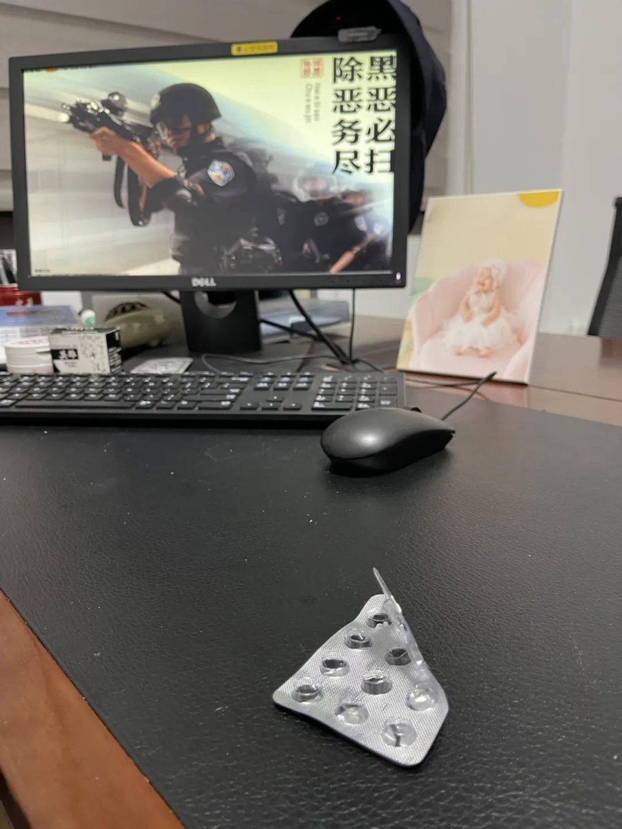 Annette Sym tweet media