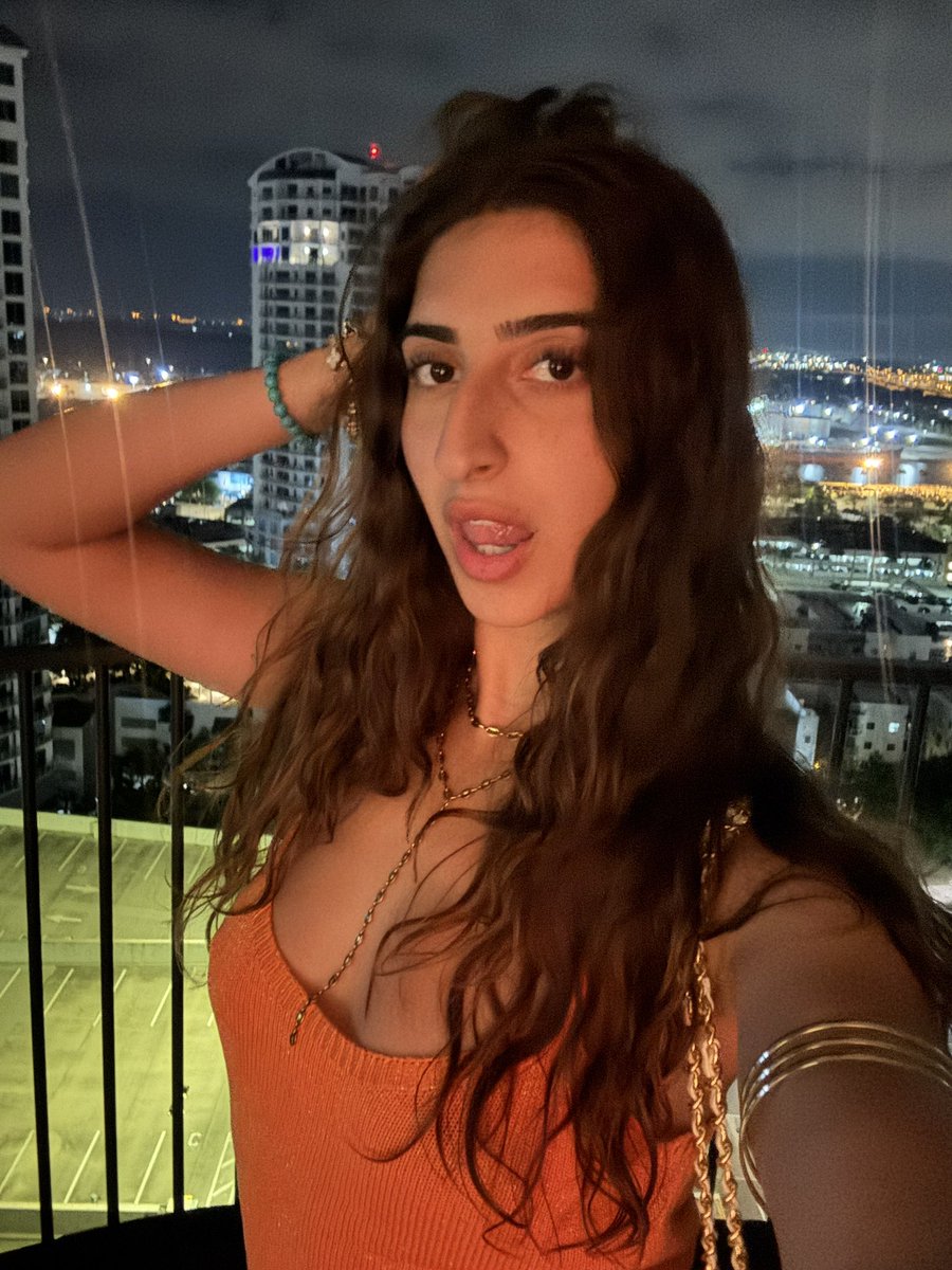 Princess Zara tweet media