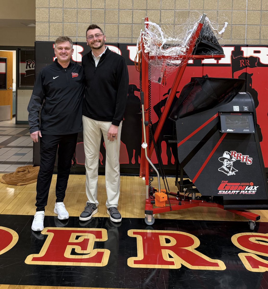 rrboysbball's tweet image. Thank you @BraedanHanson33, his family and Northwestern Mutual for the generous donation for our new shooting machine.  Once a rider always a rider. #Tag