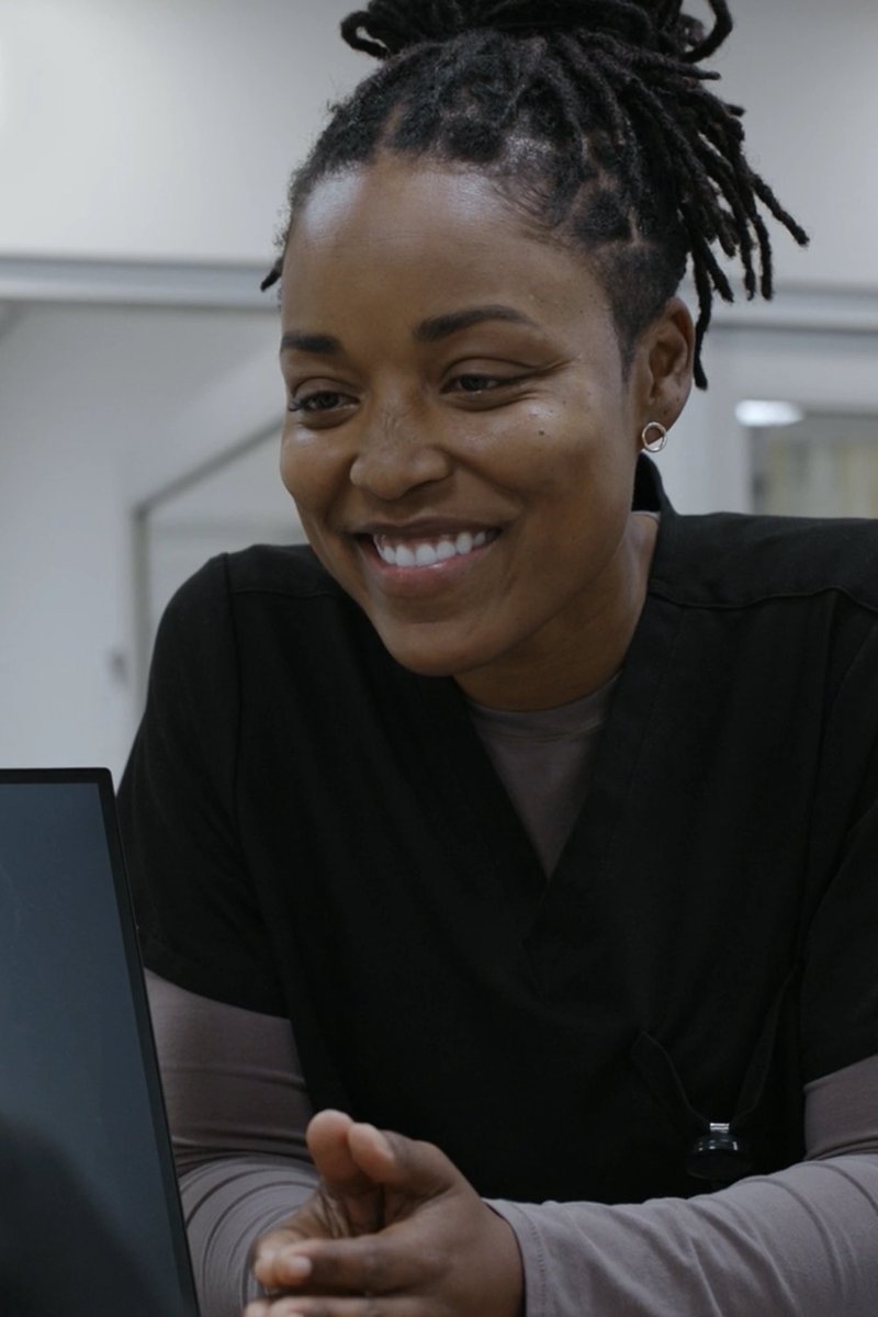 ariel 🍂 tweet media