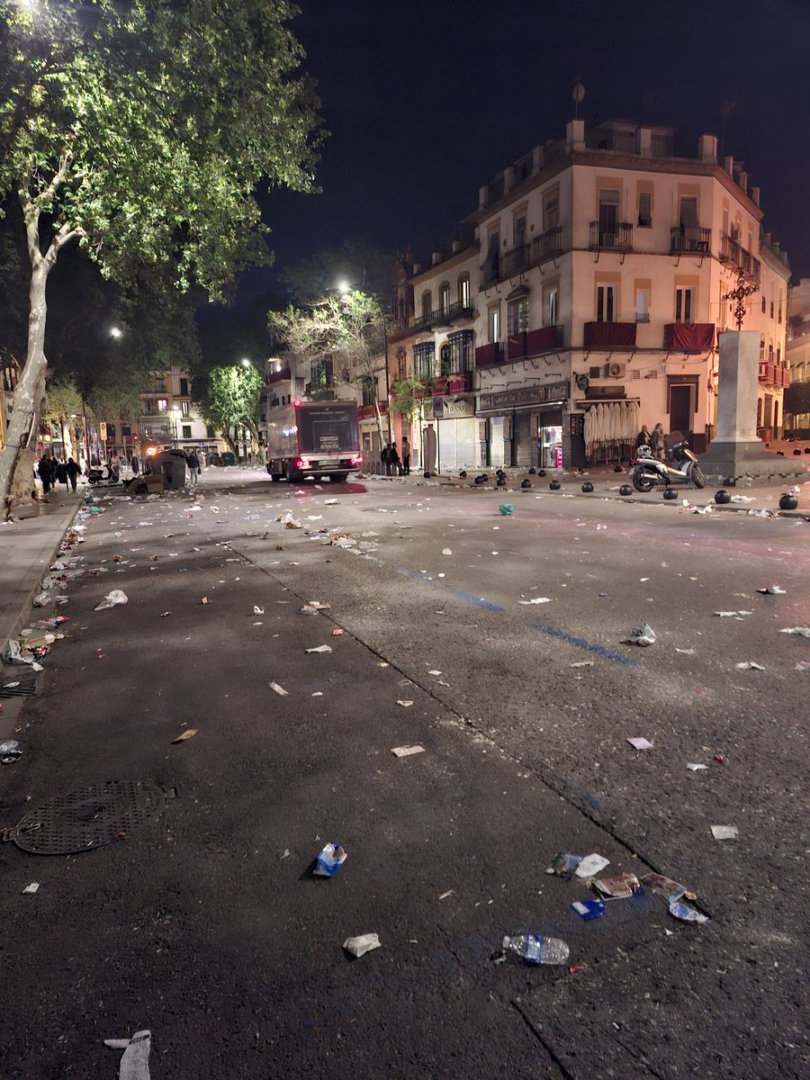 Alfonso Solís Haya tweet media