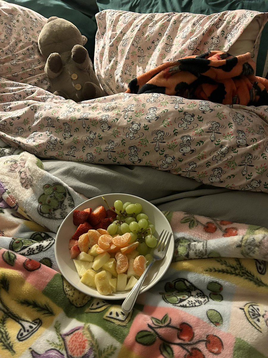 gardeinqueen's tweet image. WINDOW IS #OPEN AIR IS #WET RAIN IS CREATING A BEAUTIFUL #SMELL