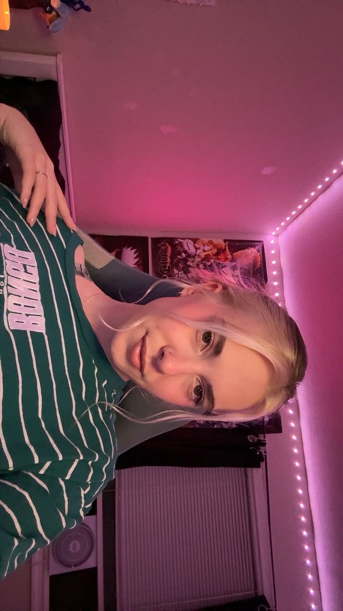 des 🎮 tweet media