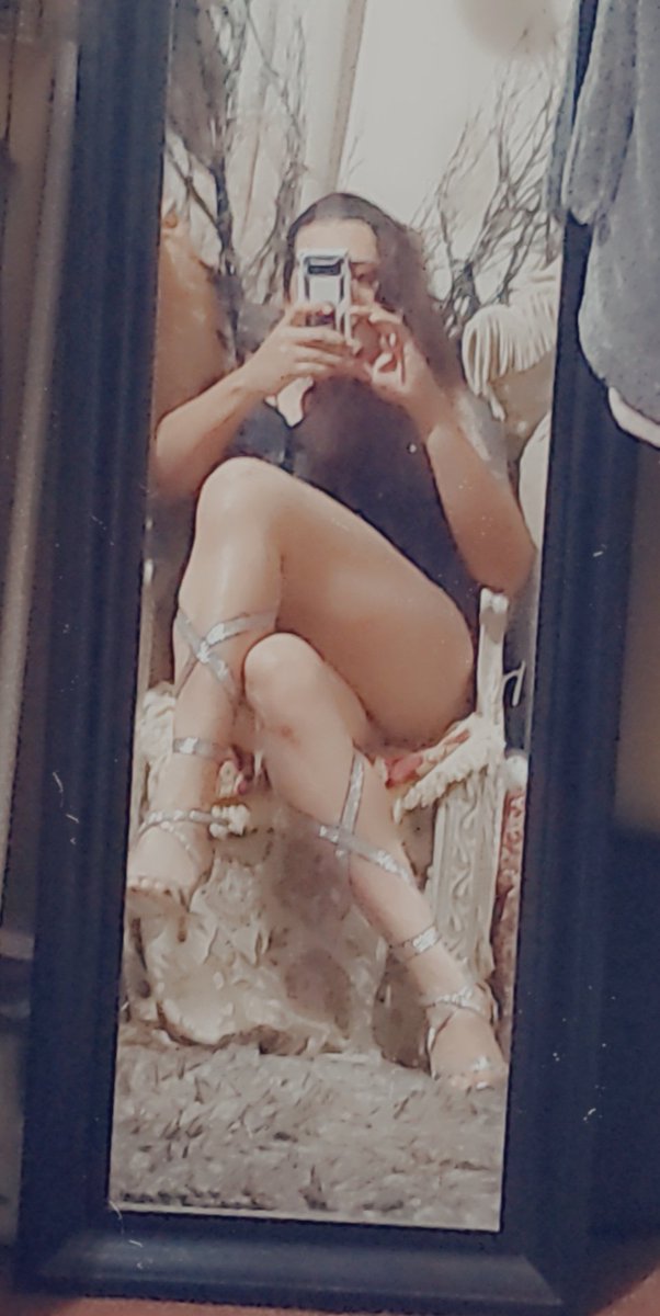 transtopacio's tweet photo. @SneakySoCal  Hosting tonight in LA https://t.co/Dr7oAEMdHP