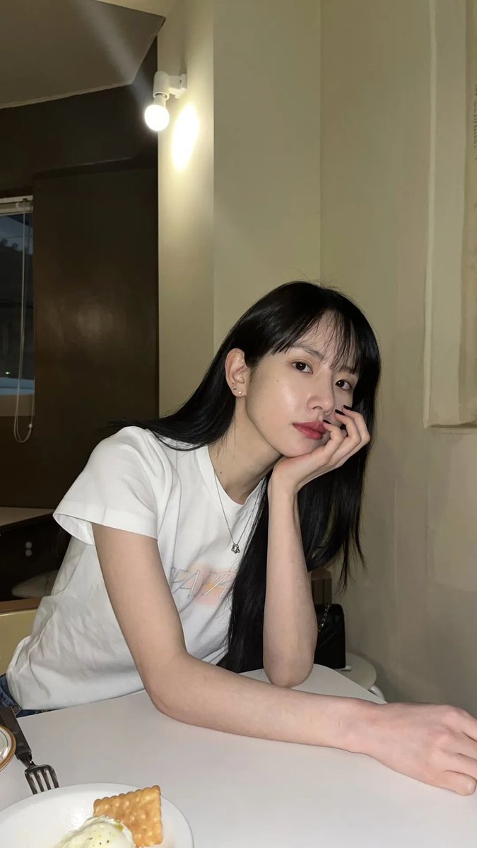 จุ๋มฮ์จิ๋มฮ์ #Bloomhour 💫 tweet media