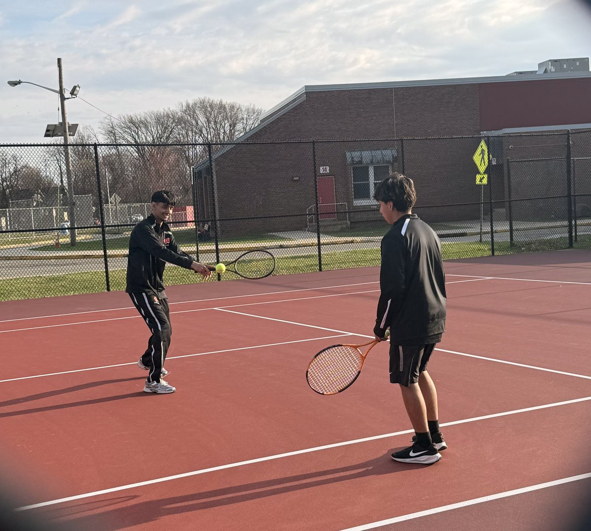 Barrons Tennis tweet media