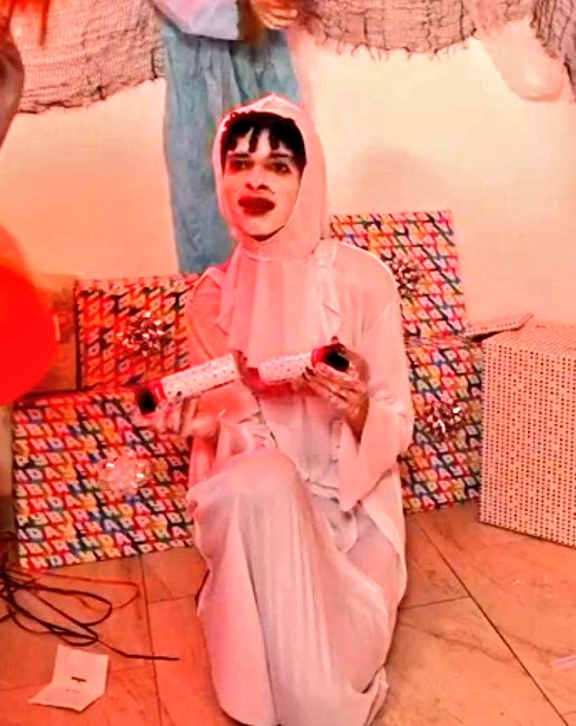 Alguien tiene el live de tiktok de ayer?? No lo pude ver