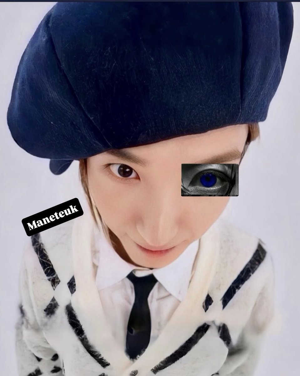 maneteuk's tweet photo. Yo explicándole a mis hermanas que ese ojo es el de mi bias

La foto que les mando: https://t.co/kZyjDPVvqq